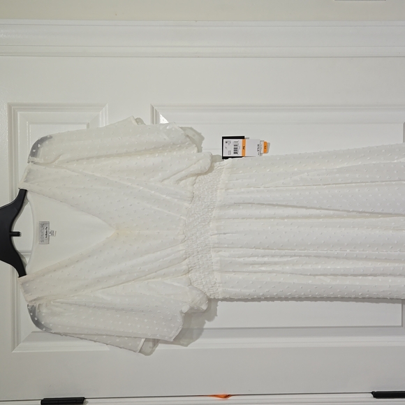 ROBBIE BEE PETITE V NECK CHIFFON SHORT SLEEVE FIT AND FLARE DRESS  PS OFF WHITE - Picture 9 of 15